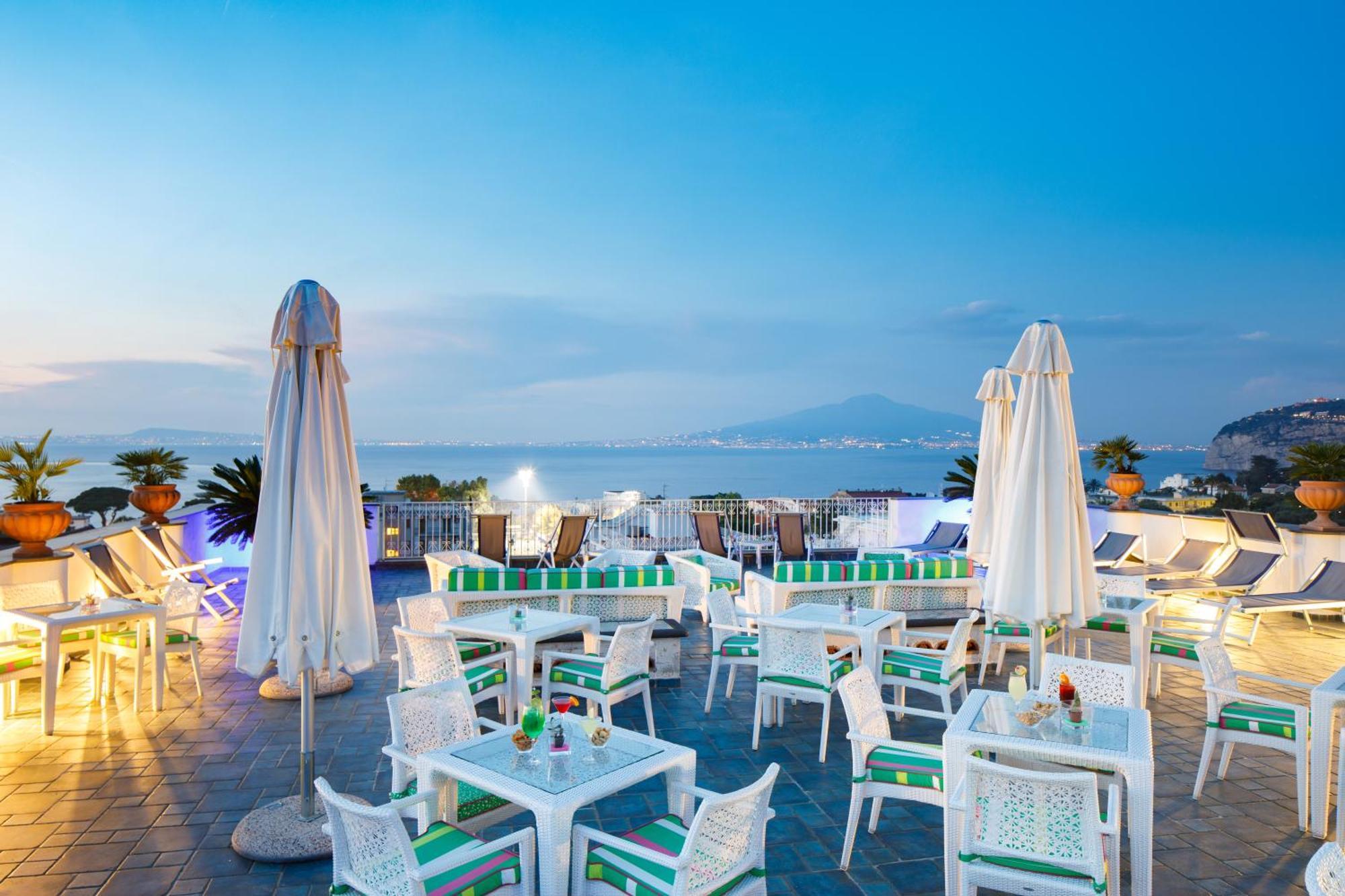 Hotel Zi' Teresa Sorrento Bagian luar foto